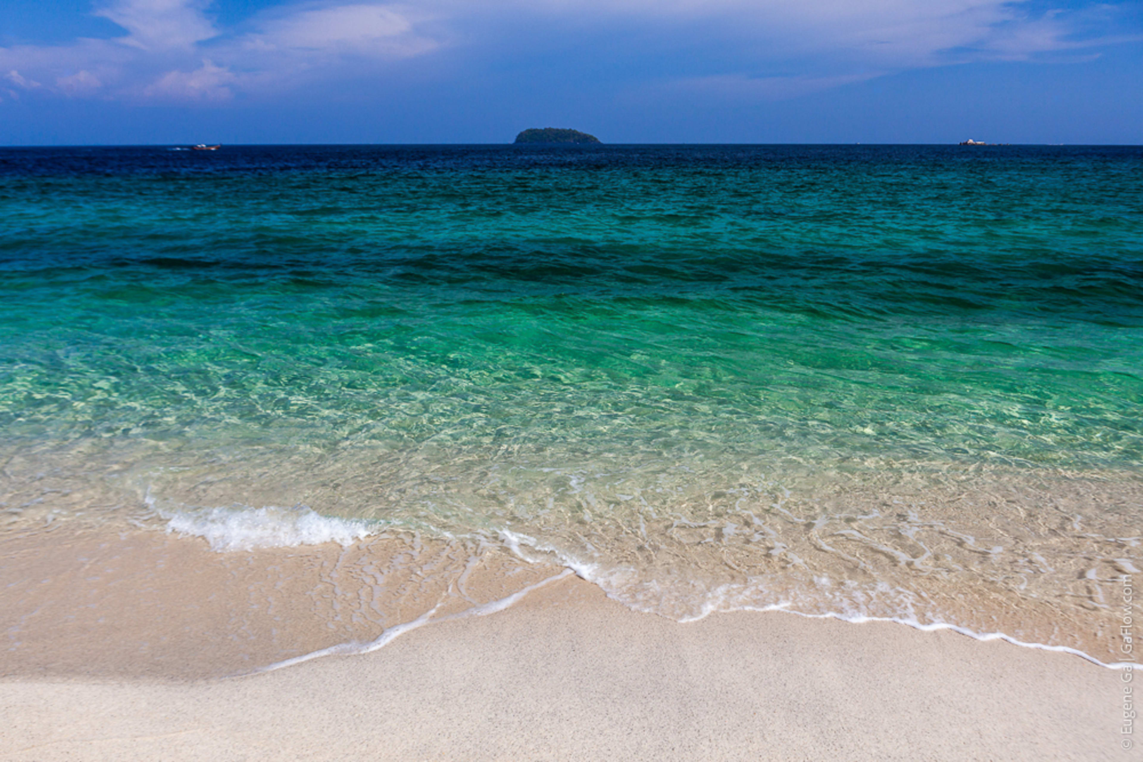 Emerald and Sand