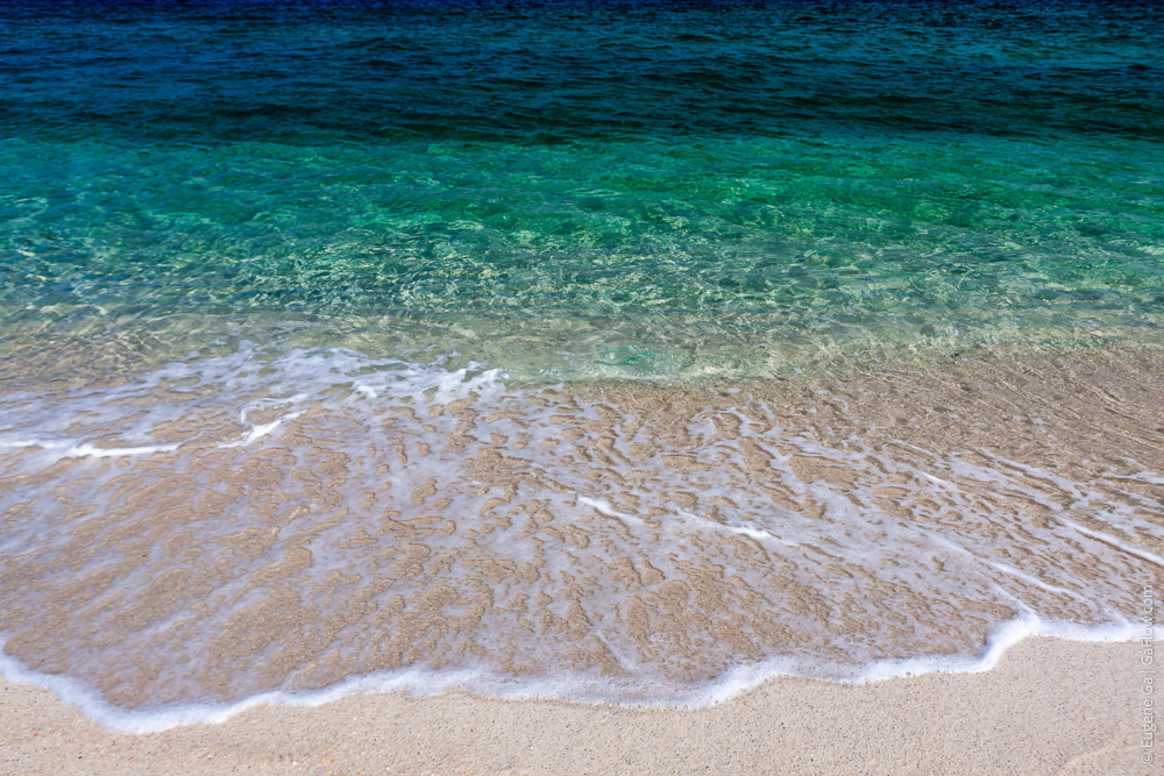 Emerald Wave