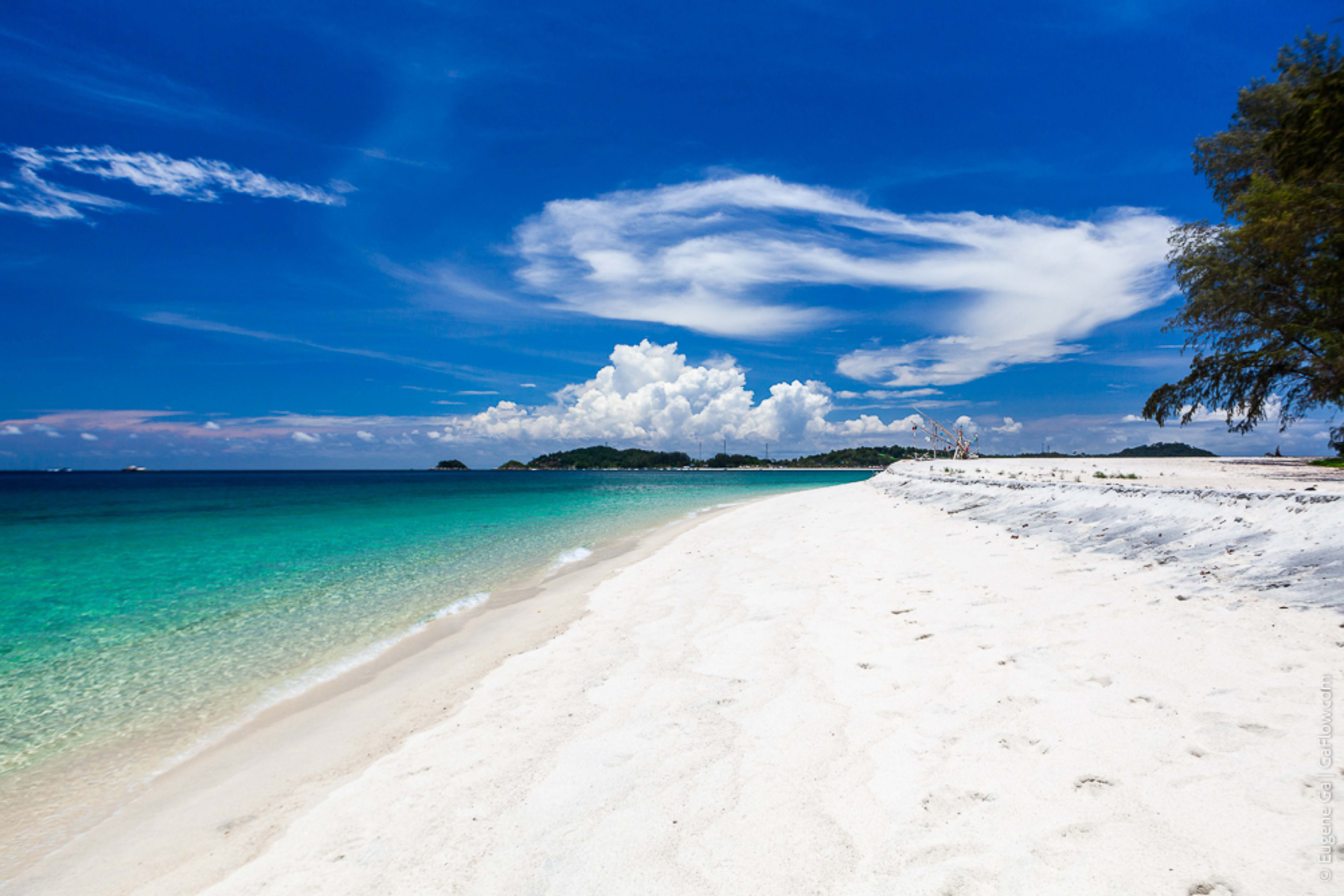 Koh Adang Beach